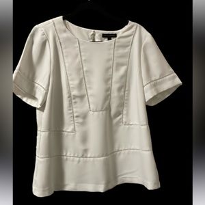 Banana Republic white top with white lining size L